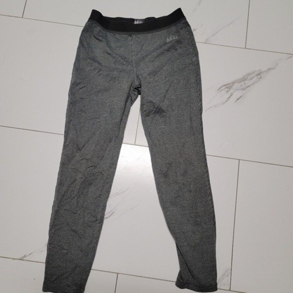 ~ kids grey REI striped leggings - size S (8)